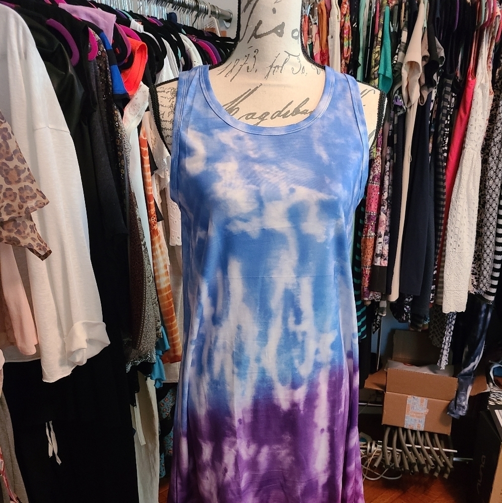 Tye dye summer dress new sz small Hp 🔥🔥🔥🔥